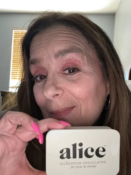 Alice Mushroom Chocolate review 10