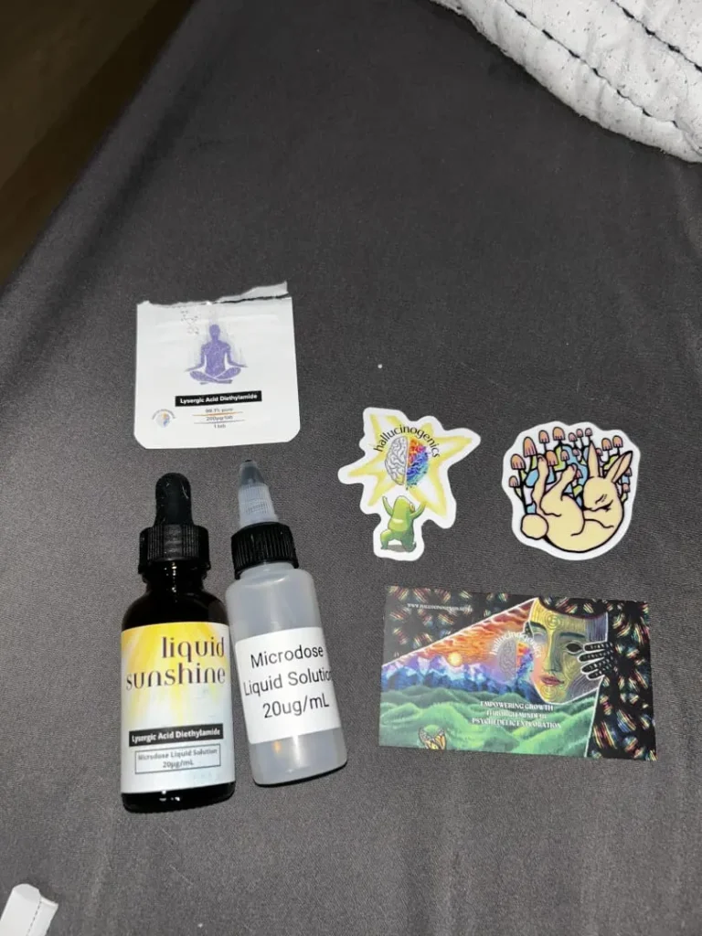 Psychedelics Galaxy review on lsd liquids and lsd blotter tabs